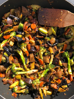 Una foto de Wok con salsa Koreana
