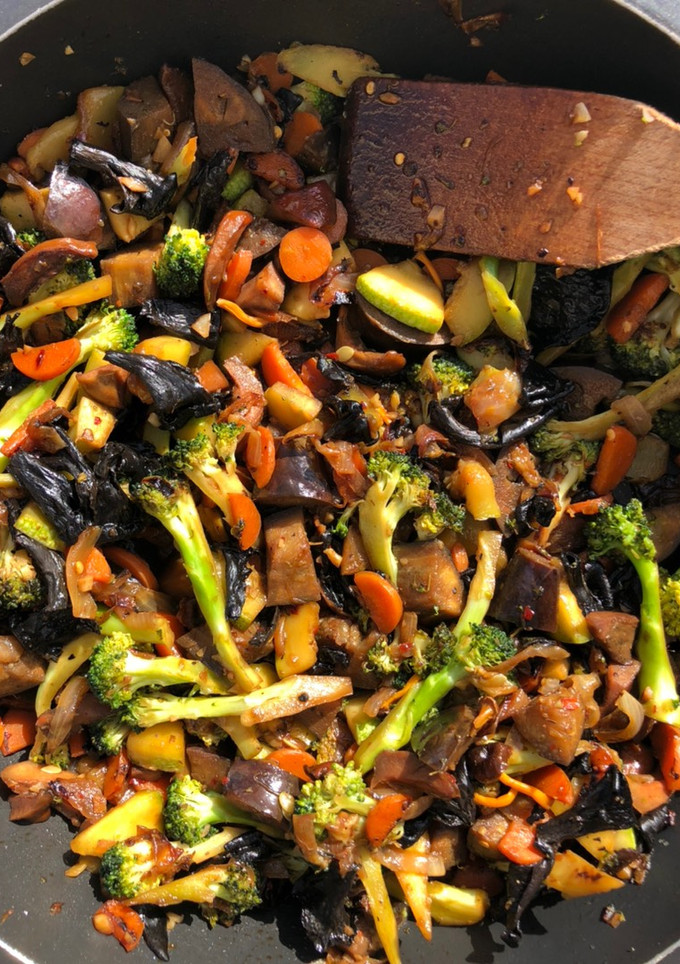 Una foto de Wok con salsa Koreana
