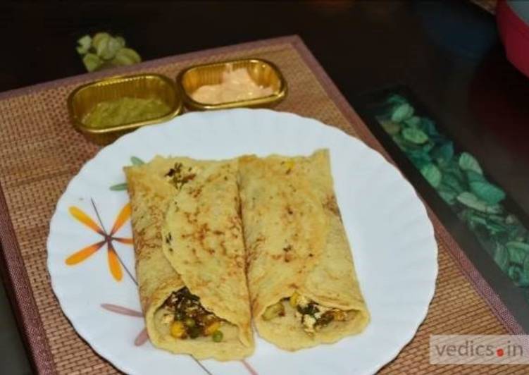 Moong dal (lentil) and chickpea roll (chila)