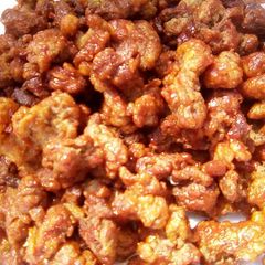 A picture of I love the chicken nuqqets.