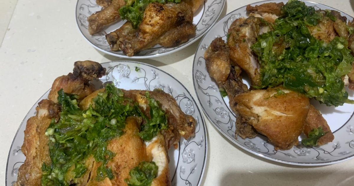Ayam penyet cabe ijo