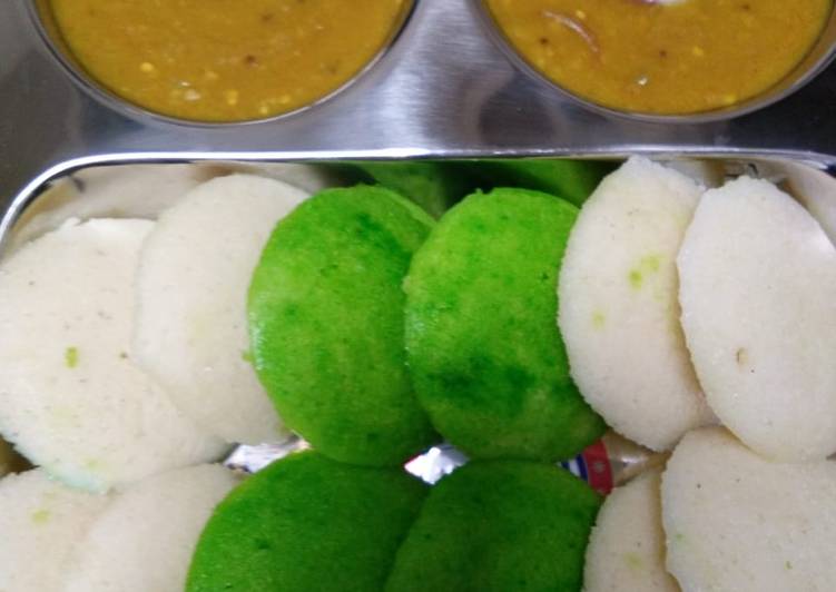 My Daughter love Idli sambhar