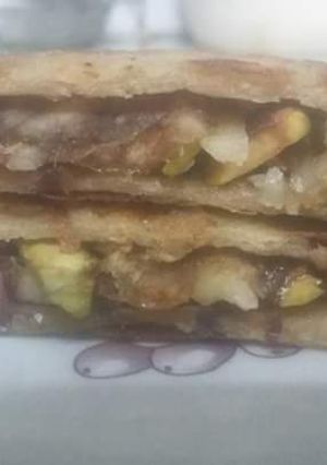 A picture of Dry fruit paratha.