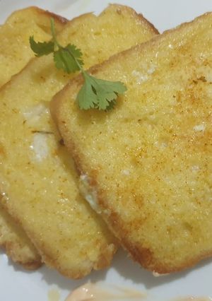 A picture of Spicy cheesy French toast.