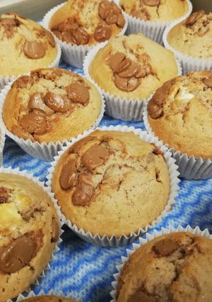 A picture of Chocolate and Orange...what could go wrong? Best flavor combo #Baking.