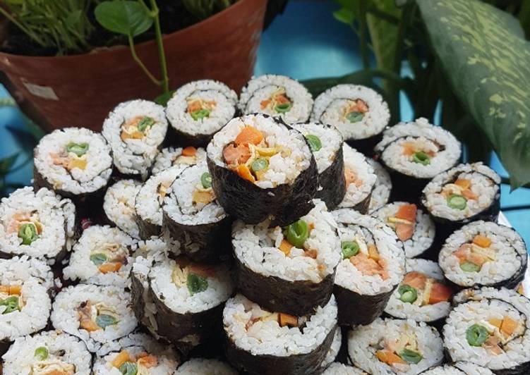 Sushi Salmon Grill ala chef Yessy🍙🍘🍣