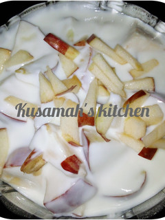A picture of Apple 🍎 Dessert.
