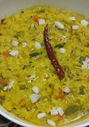 A picture of Moong Dal Khichdi (Yellow moong lentil khichdi).