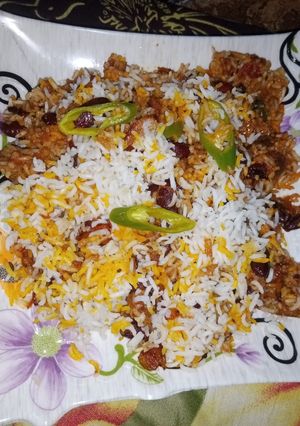 A picture of Lal lobia biryani.