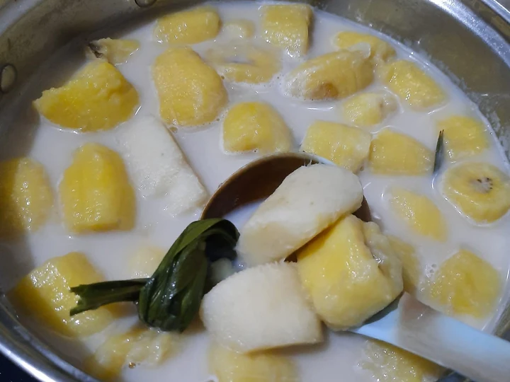 Langkah Gampang Membikin Resep  Kolak Kimpul (Talas) dan Pisang yang Bisa Manjain Lidah, Menggugah Selera