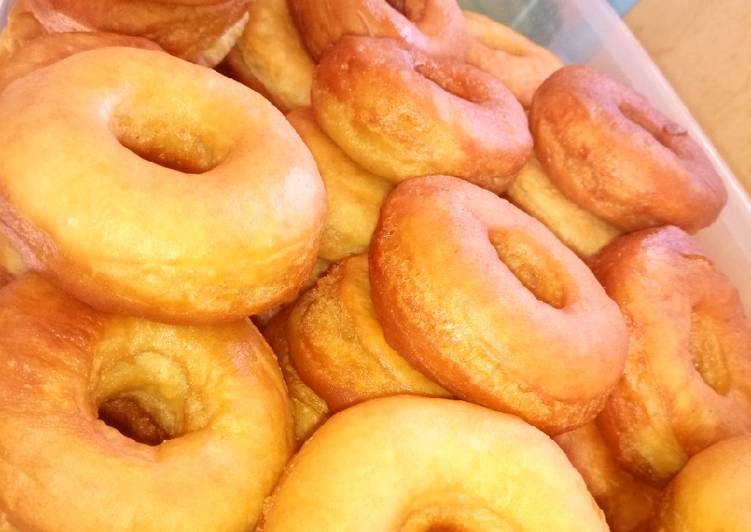 Steps to Make Quick Chewy Doughnuts