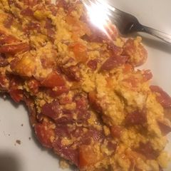 A picture of Scrambled Eggs Beef and Cheese.