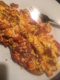 A picture of Scrambled Eggs Beef and Cheese.