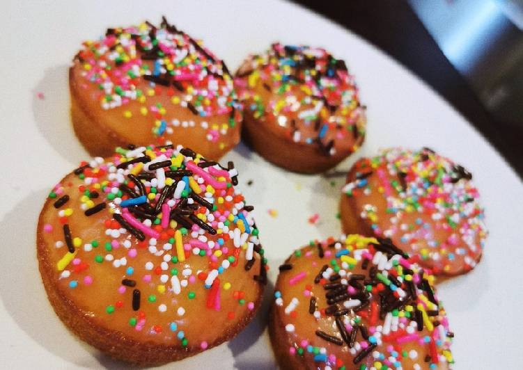 Recipe of Favorite No Yeast Strawberry Glazed Doughnut