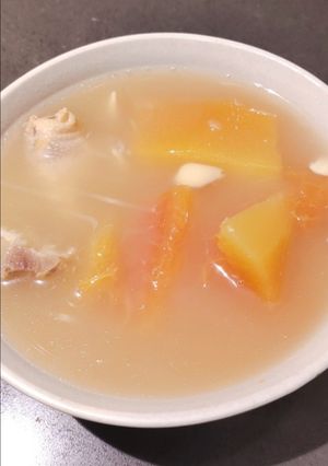 A picture of Papaya Soup.