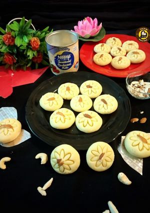 A picture of Instant Kesar Peda.