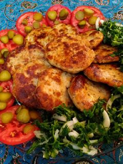 عکسی از دستور برگر قارچ و بوقلمون