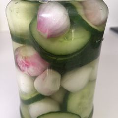 A picture of Cucumber pickle.
