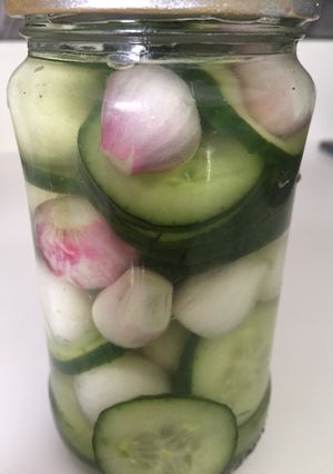 A picture of Cucumber pickle.