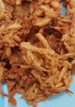 A picture of Aalo ke Pakory.