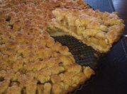 Una foto de crumble de manzana y avena
