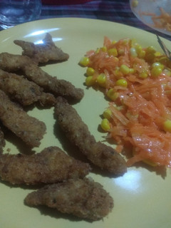 Una foto de Bastones de pollo