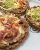 Sopes con orruritas de carnitas, en su masa