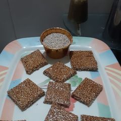 A picture of વિન્ટર સ્પેશિયલ તલની ચીકી.