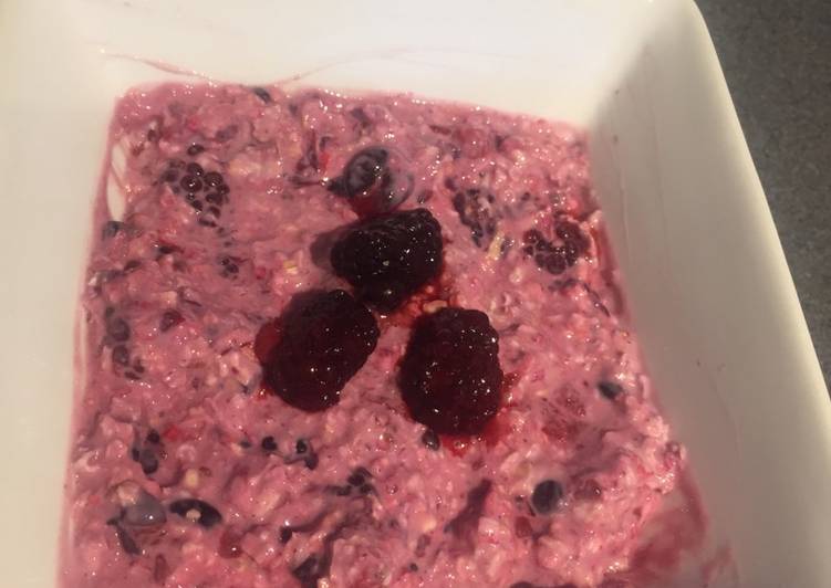 Recipe of Super Quick Homemade Berrylicious overnight oats