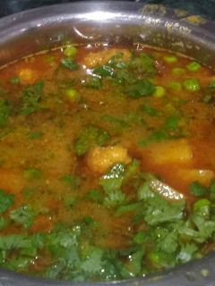 गोभी आलू मटर की सब्जी (Gobhi aloo matar ki sabzi recipe in hindi) रेसिपी मुख्य फोटो