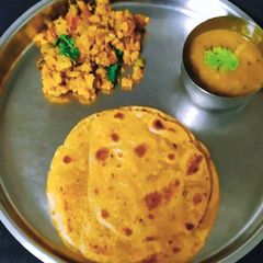 A picture of Masala bhakari (Bran flour).