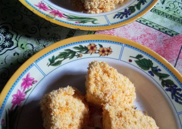 Tahu Goreng Crispy with Stuffing Carrots