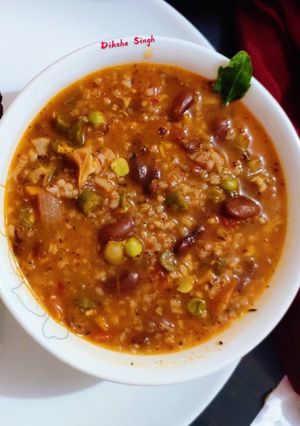 A picture of Vegan Italian Red Bean Soup.