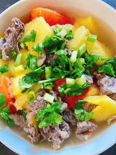 Hình của món Canh thịt bò cà chua thơm(khóm).
