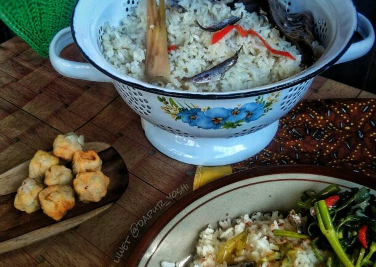 Nasi Liwet Ikan Asin