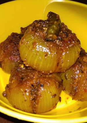 A picture of Stuffed onion.
