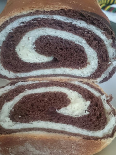 A picture of Chocolate marble bread.