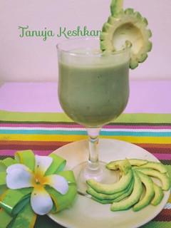 A picture of Healthy avocado kale smoothie.