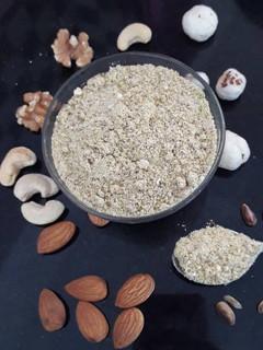 A picture of Homemade horlicks protein powder.
