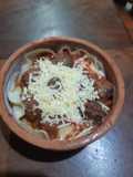 Lasagna de ricotta, jamón y albondiguitas