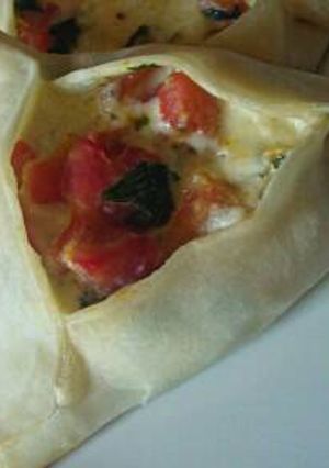 Una foto de Fatay caprese