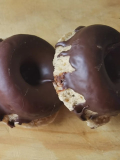 Una foto de Donuts de plátano al microondas hecho con Mambo cecotec