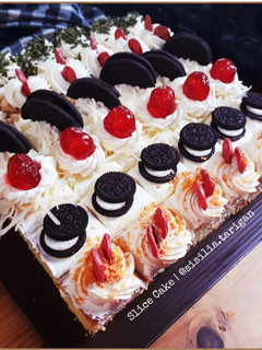 Foto resep Slice cake with whipping cream