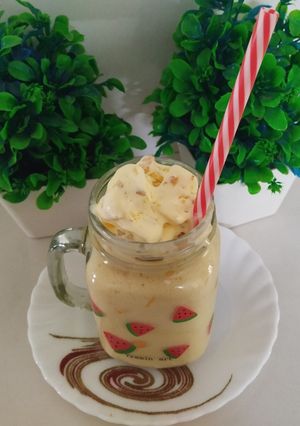A picture of Mango Lassi.