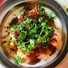 A picture of Dahi vada.