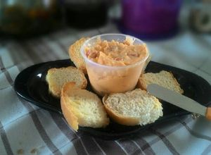 Foto de Patê de cheddar e tomate seco
