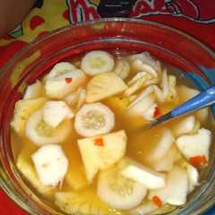 Asinan buah রেসিপির প্রধান ছবি