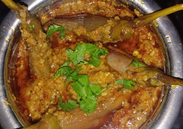 Steps to Make Super Quick Homemade Hyderabadi Baingan Masala