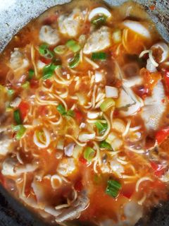 Foto resep Seblak Mie, Ceker dan Cumi