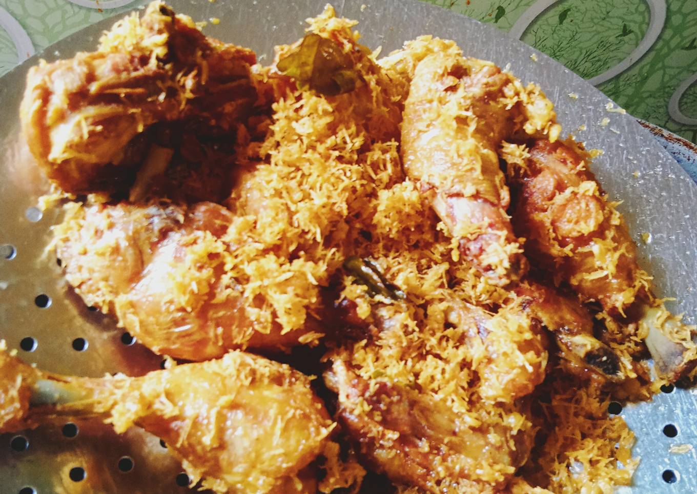 Ayam goreng serundeng simpel